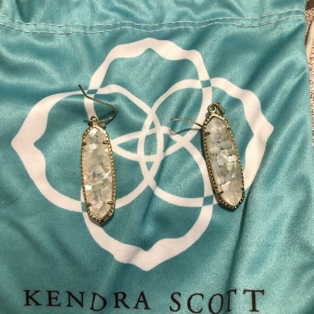 Kendra Scott drop earrings skinny